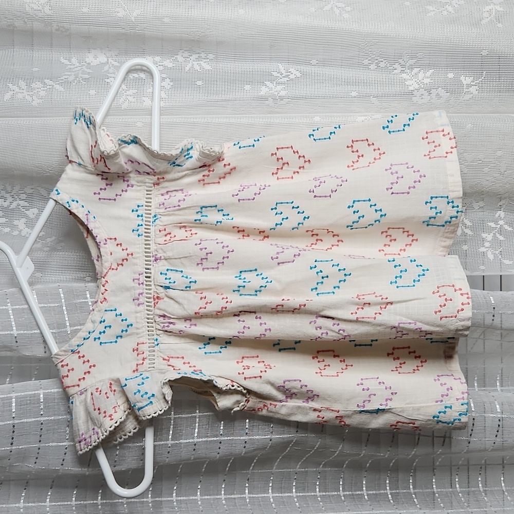 Heart Embroidered 100% Cotton Sleeveless Shirt W/ Ruffle Trim Toddler Sz4T